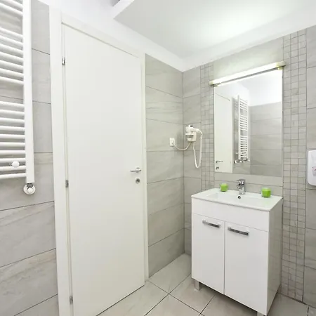 Residenza Don Pepito -shabbat Friendly דירה *