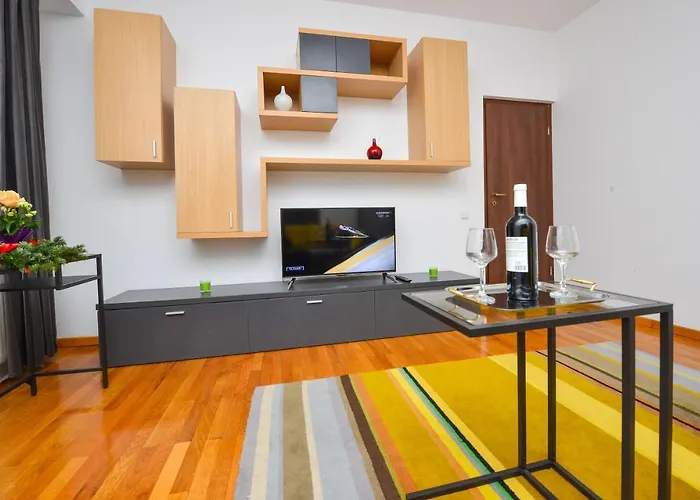 Residenza Don Pepito -shabbat Friendly * Bucureşti